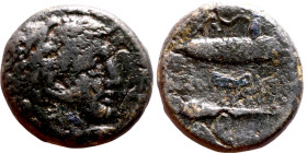 Alexander III the Great (Macedonian King 336-323 BC) bronze coin. Obv: Head of Herakles right, wearing lion's skin headdress Rev: ΑΛΕΞΑΝΔΡΟΥ, Club, qu...