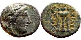 Antiochos I Soter (Seleukid King: 281-261 BC). AE bronze. Obv: Laureate head of Apollo right Rev: Tripod
