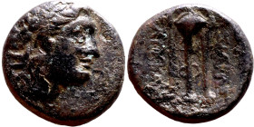 Antiochos I Soter (Seleukid King: 281-261 BC). AE bronze. Obv: Laureate head of Apollo right Rev: Tripod