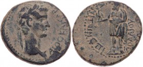 PHRYGIEN AIZANEIS
Caligula, 37-41 n. Chr. AE-Tetrachalkon unter Lollios Klassikos Vs.: Kopf mit Lorbeerkranz n. r., Rs.: Zeus steht mit Adler v. v., ...