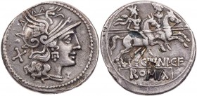 RÖMISCHE REPUBLIK
C. Iunius C. f., 149 v. Chr. AR-Denar (subärat) Rom Vs.: Kopf der Roma mit geflügeltem Helm n. r., dahinter X, Rs.: Dioskuren reite...