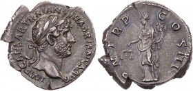 RÖMISCHE KAISERZEIT
Hadrianus, 117-138 n. Chr. AR-Denar 119-122 n. Chr. Rom Vs.: IMP CAESAR TRAIAN HADRIANVS AVG, Kopf mit Lorbeerkranz n. r., Rs.: P...