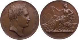 GÖTTINNEN, MYTHISCHE GESTALTEN, ALLEGORIEN VIBILIA (göttliche Wegweiserin)
Napoleon I., Kaiser von Frankreich, 1804-1815. Bronzemedaille "1807" (1813...
