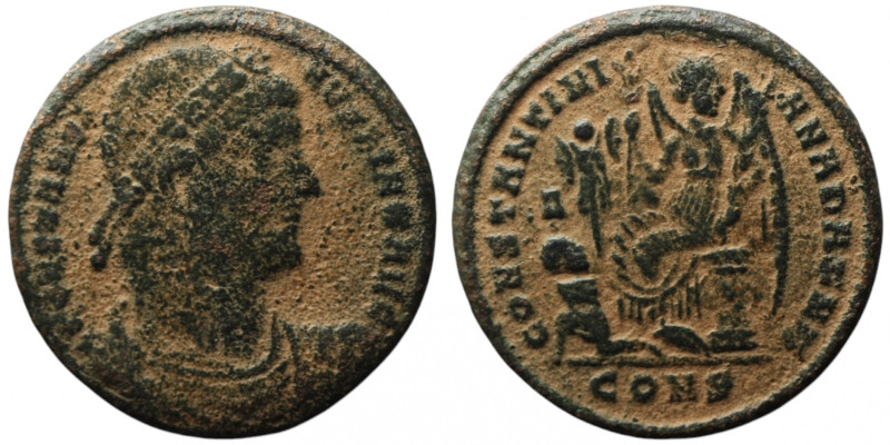 Constantine I 'the Great' (AD 307/10-337). Constantinople
AE Follis (19mm, 2,36g...