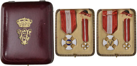 SAVOIA - Vittorio Emanuele III (1900-1943) Ordine della Corona d'Italia - Set con pendente da Cavaliere Ufficiale, Mignon e Bottone in splendido cofan...