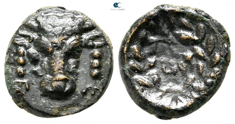 Phokis. Federal Coinage 347-346 BC. 
Bronze Æ

13mm., 2,29g.



very fine...