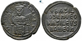 Basil I, the Macedonian AD 867-886. Constantinople. Follis Æ
