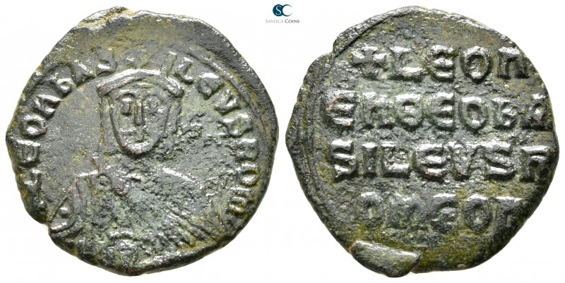 Leo VI the Wise AD 886-912. Constantinople
Follis Æ

25mm., 6,47g.



ver...