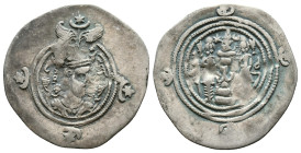 SASANIAN KINGS. AD 631 - 638. AR Drachm Reference: Condition: Very Fine

Weight:4.06 gr. Diameter: 30.0 mm