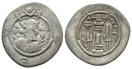 SASANIAN KINGS. AD 631 - 638. AR Drachm Reference: Condition: Very Fine

Weight:3.83 gr. Diameter: 27.4 mm