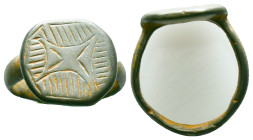 Ancient Roman Bronze Ring, Ae Reference: Condition: Very Fine

Weight: 5.90 gr. Diameter: 22.5 mm