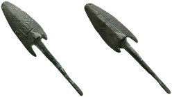 Bronze Arrow Heads Reference: Condition: Very Fine

Weight: 9.41 gr. Diameter: 68.5 mm