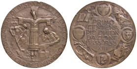 LUCCA Medaglia 1935 An. XIII 100° anniversario della fondazione della Cassa di Risparmio di Lucca - Opus: F. Petroni AE (g 57,20 - Ø 55 mm) Colpi al b...