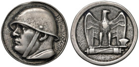 ITALIA Benito Mussolini (1883-1945) Medaglia senza data - AG (g 15,00 - Ø 32 mm)