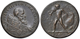 Paolo III (1534-1549) Medaglia An. XIII - Opus: Alessandro Cesati detto il Grechetto AE (g 46,23 - Ø 41 mm) Riconio postumo.