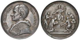 Leone XIII (1878-1903) Medaglia An. XI 50° anniversario del sacerdozio del papa - Opus: F. Bianchi AG (g 36,76 - Ø 44 mm) Colpi al bordo.