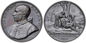 Pio XII (1939-1958) Medaglia An. VII - Opus: Mistruzzi AE (g 32,92 - Ø 44 mm)