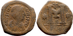 Justinian I (527-565) Follis. Obverse: D N IVSTINIANVS PP AVG, diademed, draped, and cuirassed bust right Reverse: Large M, mintmark