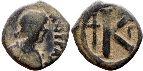 Justin I (518-527) Half Follis Obverse: :D N IVSTINVS PP AVG, diademed, draped, and cuirassed bust right Reverse: Large K
