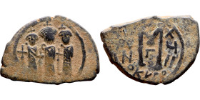 Heraclius, Martina and Heraclius Constantine (610-641) Follis Obverse: From left, Martina, Heraclius, heraclius Constantine Reverse: Large M, ANNO,