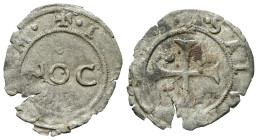 CARMAGNOLA
Ludovico II di Saluzzo, 1475-1504. 
Soldino.
Mi
gr. 0,76
Dr. •LVDOVICVS - M SALVTIAR• . Stemma coronato da cimiero.
Rv. • SANCTVS CON...