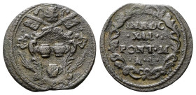 GUBBIO
Innocenzo XII (Antonio Pignatelli), 1691-1700.
Quattrino a.I.
Æ
gr. 2,65
Dr. Stemma sormontato da triregno e chiavi decussate, tra due ram...