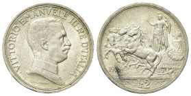 REGNO D’ITALIA
Vittorio Emanuele III, 1900-1943.
2 Lire 1916 Roma, Quadriga briosa.
Ag
Dr. Semibusto del sovrano in uniforme con il collare, a tes...