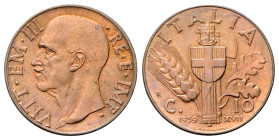 REGNO D’ITALIA
Vittorio Emanuele III, 1900-1943.
10 Centesimi 1939 a. XVII Roma, Impero, I Tipo.
Cu
Dr. Testa scoperta del sovrano rivolta a s.
R...