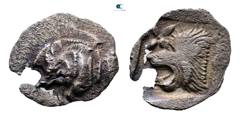 Mysia. Kyzikos circa 525-475 BC. 
Hemiobol AR

11 mm, 0,33 g



Very Fine