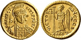Anastasius I, 491-518. Solidus (Gold, 20 mm, 4.41 g, 6 h), Constantinopolis, circa 507-518. D N ANASTASIVS P P AVG Pearl-diademed, helmeted and cuiras...