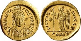Anastasius I, 491-518. Solidus (Gold, 20 mm, 4.50 g, 7 h), Constantinopolis, circa 507-518. D N ANASTASIVS P P AVG Pearl-diademed, helmeted and cuiras...