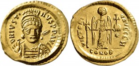 Justin I, 518-527. Solidus (Gold, 21 mm, 4.52 g, 6 h), Constantinopolis, 519-527. D N IVSTINVS P P AVG Pearl-diademed, helmeted and cuirassed bust of ...