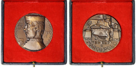 Italian Republic, Medal, 1954, 7th centenary of Marco Polo. Opus: F. Scarpabolla. Lorioli. Ø 60 mm. Ae. 150,00 g Rare, Original box with broken lid, U...