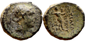Antiochos VII (Seleukid King: 138-129 BC). AE bronze. Obv.: Radiate, diademed head of Antiochus VII right. Rev.: standing Apollo aiming from a bow