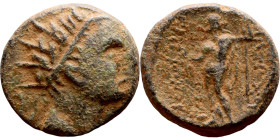 Antiochos IV Epiphanes (Seleukid King: 121-96 BC). AE bronze. Obv.: : Radiate, diademed head of Antiochus IV right Rev: Zeus standing left, holding th...
