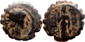 Antiochos IV Epiphanes (Seleukid King: 121-96 BC). AE bronze. Obv.: : Radiate, diademed head of Antiochus IV right Rev: Zeus standing left, holding th...