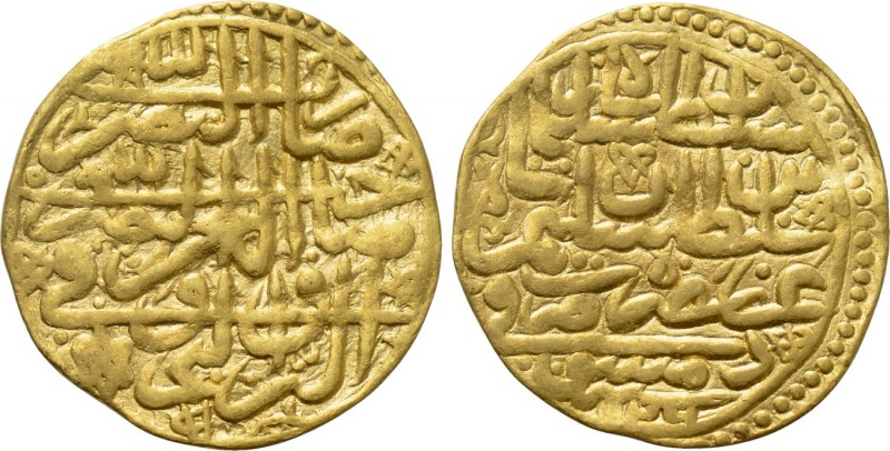 OTTOMAN EMPIRE. Sulayman I Qanuni (AH 926-974 / 1520-1566 AD). GOLD Sultani. Dim...
