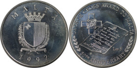 Europäische Münzen und Medaillen, Malta. "George Cross Award". 5 Liri 1992. 28,28 g. 0.925 Silber. 0.84 OZ. KM 100. Polierte Platte