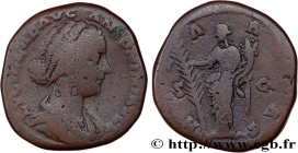 LUCILLA
Type : Sesterce 
Date : c. 161-162 
Mint name / Town : Rome 
Metal : copper 
Diameter : 30,5  mm
Orientation dies : 12  h.
Weight : 26,24  g.
...