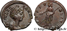 HELENA
Type : Centenionalis ou nummus 
Date : 337-340 
Mint name / Town : Constantinople 
Metal : copper 
Diameter : 14,5  mm
Orientation dies : 12  h...