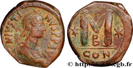 JUSTIN I
Type : Follis 
Date : 522-527 
Mint name / Town : Constantinople 
Metal : copper 
Diameter : 32  mm
Orientation dies : 6  h.
Weight : 18,23  ...
