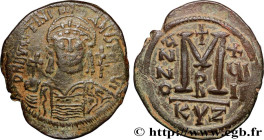 JUSTINIAN I
Type : Follis 
Date : an 18 
Mint name / Town : Cyzique 
Metal : copper 
Diameter : 38,5  mm
Orientation dies : 6  h.
Weight : 20,02  g.
R...