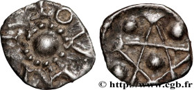 MEROVINGIAN COINS - TOURAINE - Unspecified MINT
Type : Obole 
Date : c. 740-750 
Date : s.m. 
Mint name / Town : Atelier indéterminé 
Metal : silver 
...