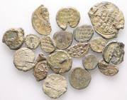 Lot of 18 unclassified See picture. LOT SOLD AS IS, NO RETURNS.(VE-11)