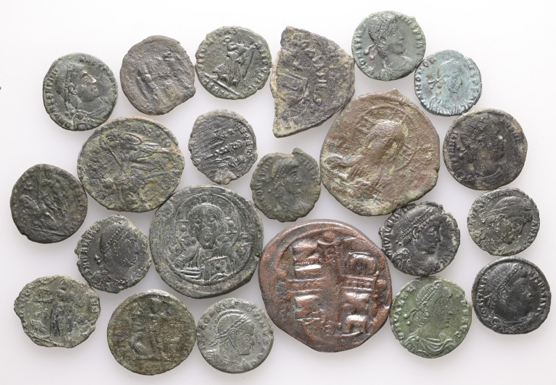 Lot of 22 unclassified See picture. LOT SOLD AS IS, NO RETURNS.(PA-07)