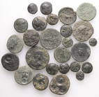 Lot of 26 unclassified See picture. LOT SOLD AS IS, NO RETURNS.(PA-16)