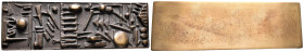 Kunstmedaillen, Ruppel, Barbara, Bronzegussmedaille (einseitig) 1993 "Stele" 100 x 33 mm; 127,46 g. Gussfrisch