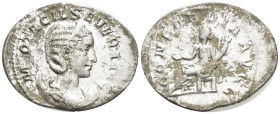 Otacilia Severa. Antoninianus. (19mm, 3.4 g) 246-248 d.C. Rome. Anv.: M OTACIL SEVERA AVG, diademed and draped bust to right, set on crescent. Rev.: C...