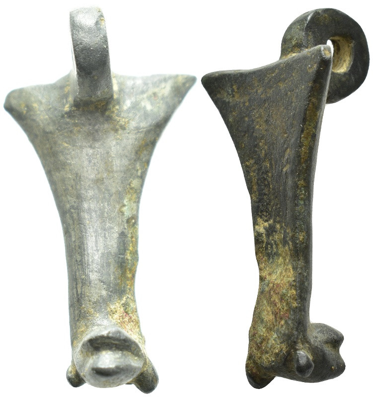 Bronze figure pendant (15 Gr. 41mm.)