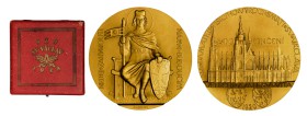 Gold medal 1929Completion of the construction of St. Vitus Cathedral, original box, J. Šejnost, Au 987/1000 168,57 g, 70 mm , KREMNICA, MCH CSR1-MED4...